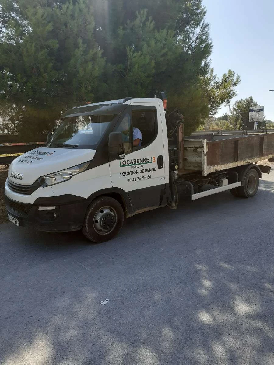 Enlèvement d'épave de voiture à Marseille